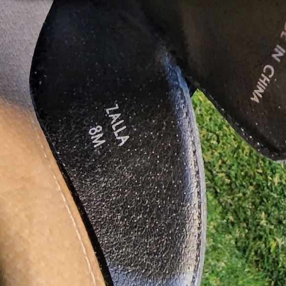 COPY - TAHARI | New Patent Leather Mules w/Tassels - Picture 2 of 7